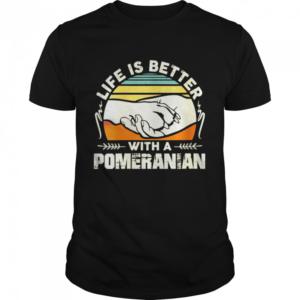 Pomeranian  Dog Mom Dog  Classic Men's T-shirt