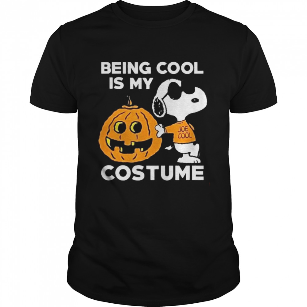 Snoopy Dog Halloween Pumpkins Being Cool is my Costume 2022  Classic Men's T-shirt
