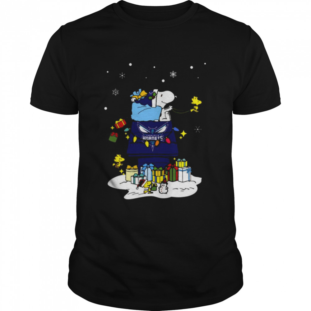 Charlotte Hornets Santa Snoopy Wish You A Merry Christmas 2022 Shirt
