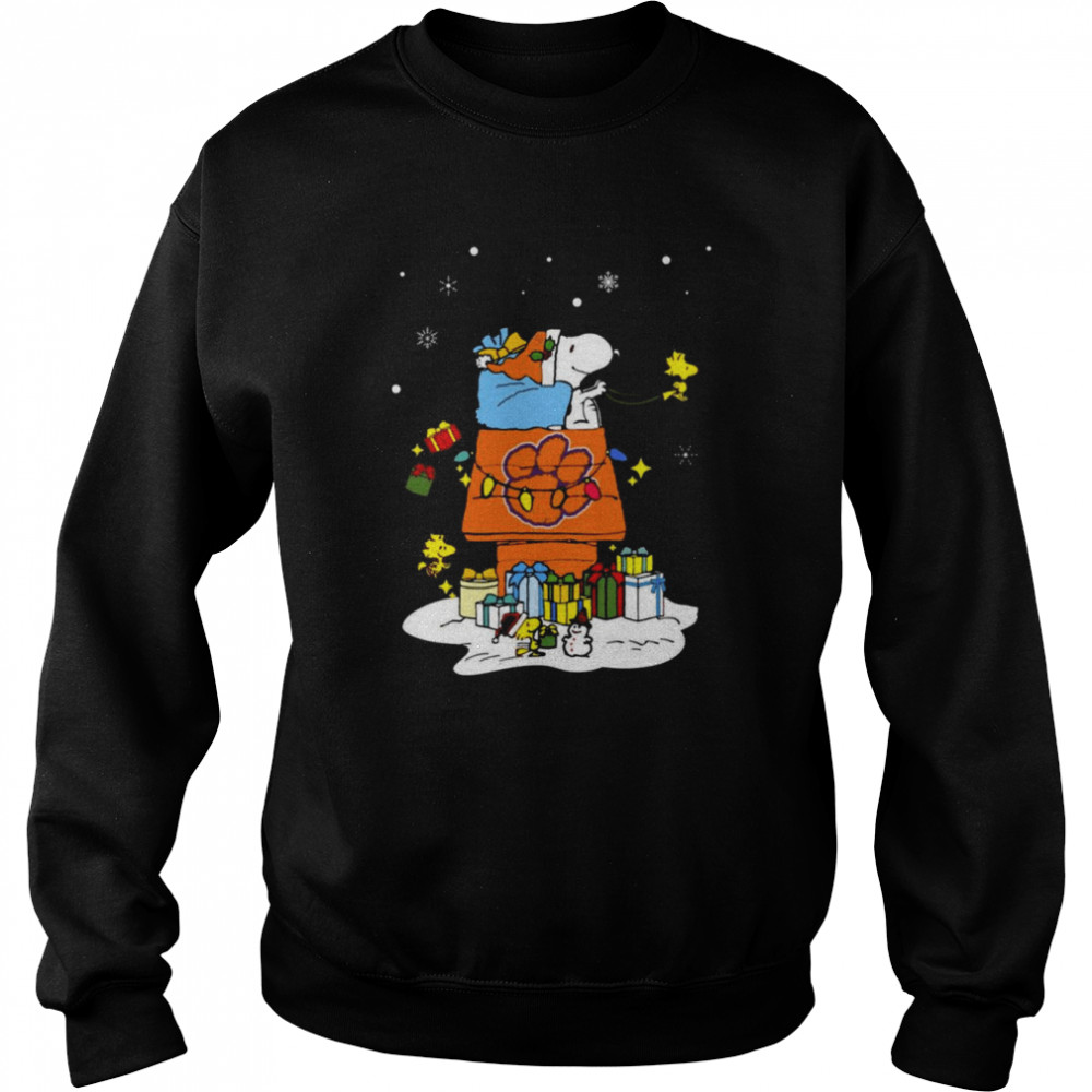 Clemson Tigers Santa Snoopy Wish You A Merry Christmas 2022 Unisex Sweatshirt