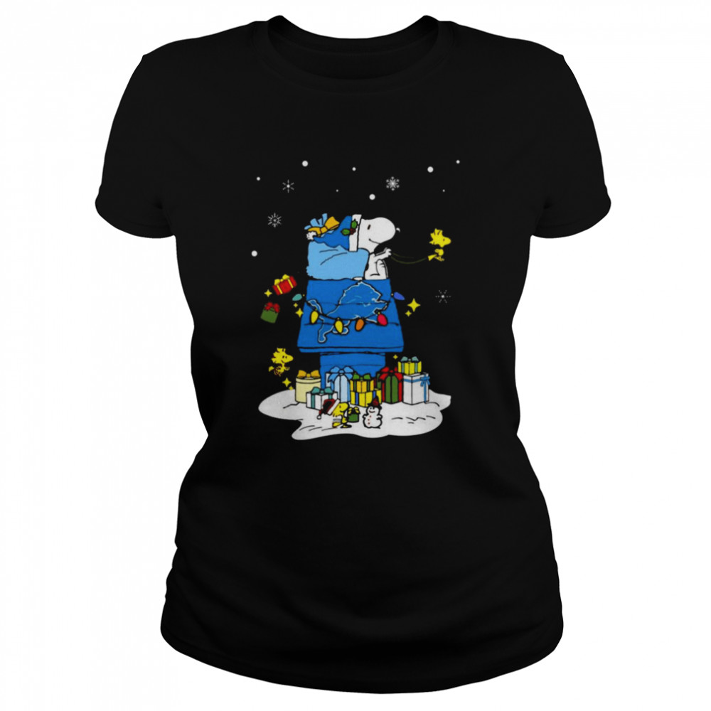 Detroit Lions Santa Snoopy Wish You A Merry Christmas 2022 Classic Women's T-shirt