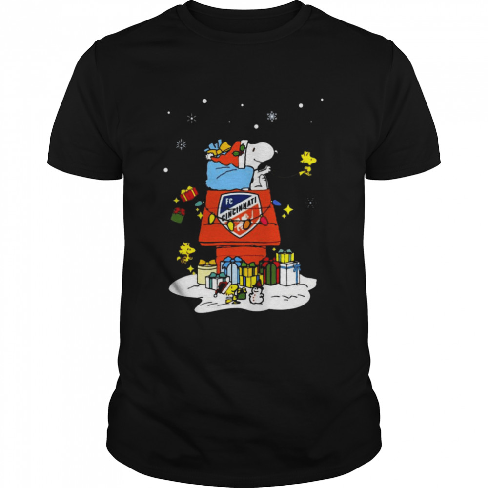 FC Cincinnati Santa Snoopy Wish You A Merry Christmas 2022 Shirt