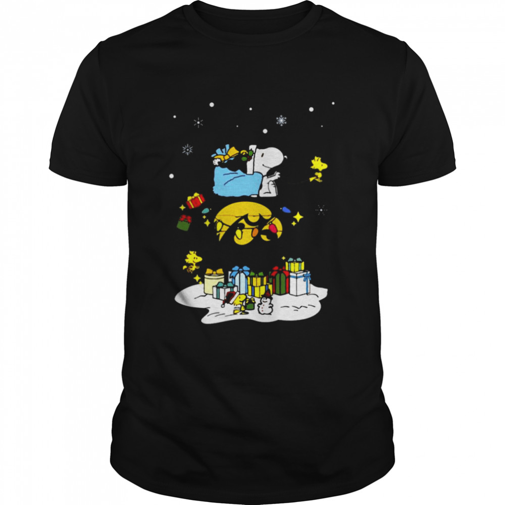 Iowa Hawkeyes Santa Snoopy Wish You A Merry Christmas 2022 Shirt