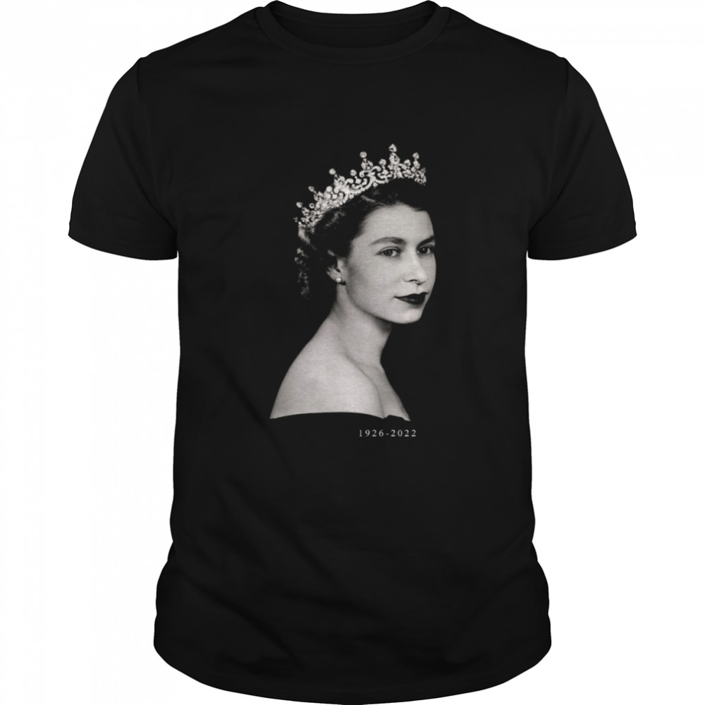 Her Majesty The Royal Family Tee Liz Ii Corgi Rest In Peace Of England Rip Queen Elizabeth Ii shirt Classic Men's T-shirt