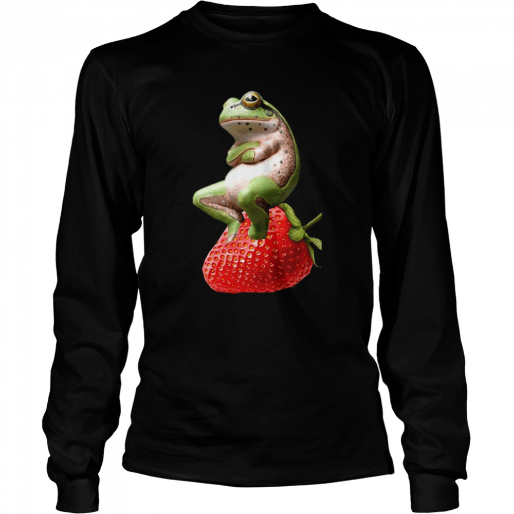 Cute Frog With A Strawberry Animal shirt Long Sleeved T-shirt