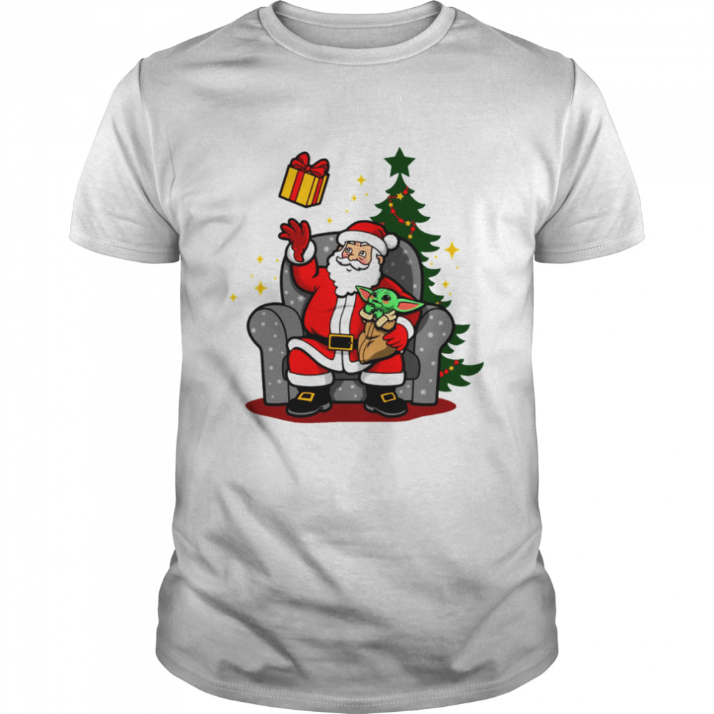 Santa And Baby Yoda Christmas T- Classic Men's T-shirt