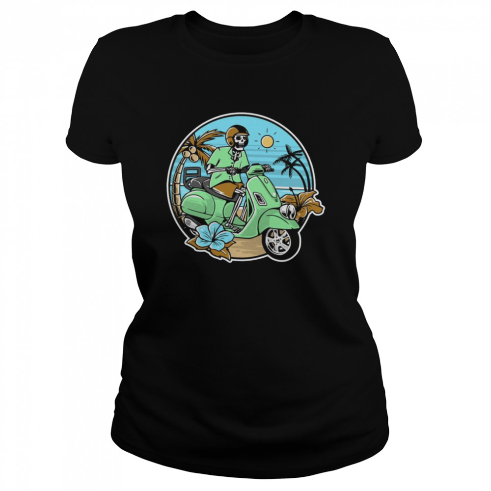 Skeleton Riding Bike I’m Coming Halloween shirt Classic Women's T-shirt