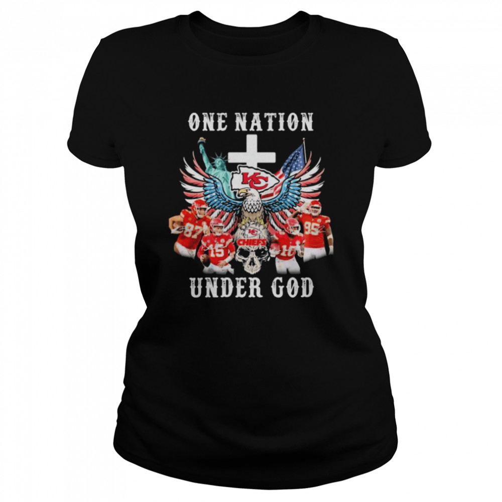 Eagle Holding Skull Kansas City Chiefs One Nation Under God Signatures  Classic Women's T-shirt