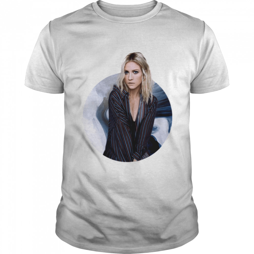 Brittany Snow Snow Navy Circle Lover Gift shirt