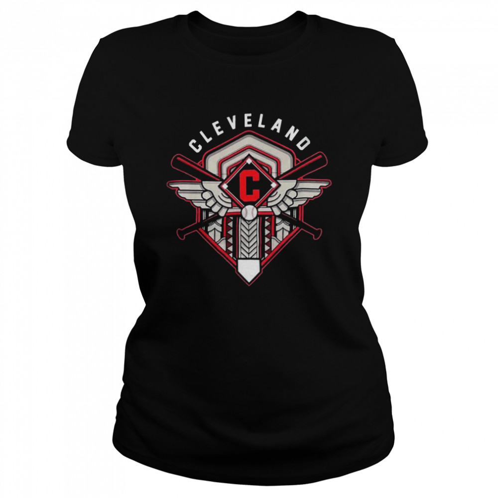 Cleveland Baseball Crest Crew 2022  Classic Women's T-shirt