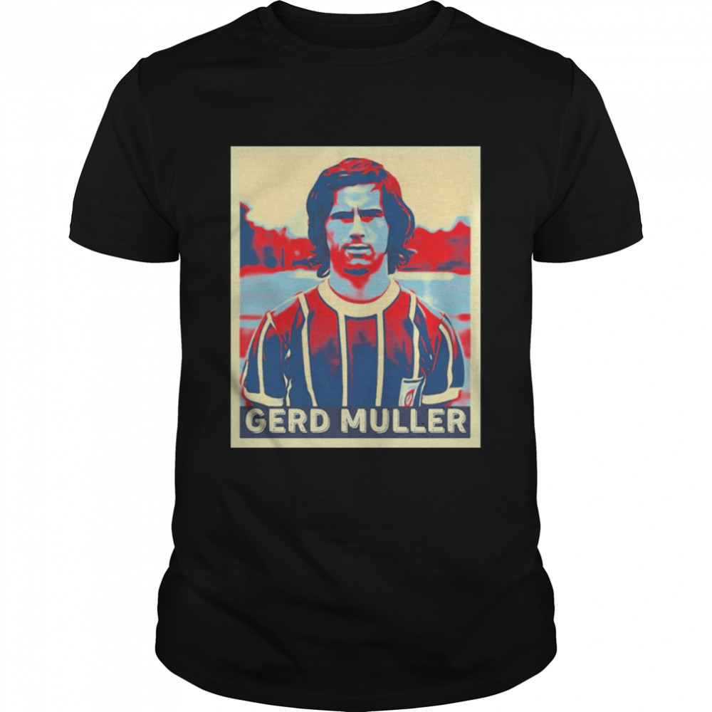 Gerd Muller Football graphic legend t-shirt Classic Men's T-shirt