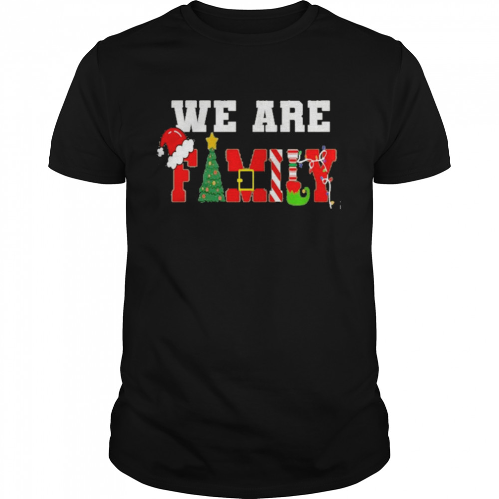 We are family Christmas hat and tree t-shirt Classic Men's T-shirt